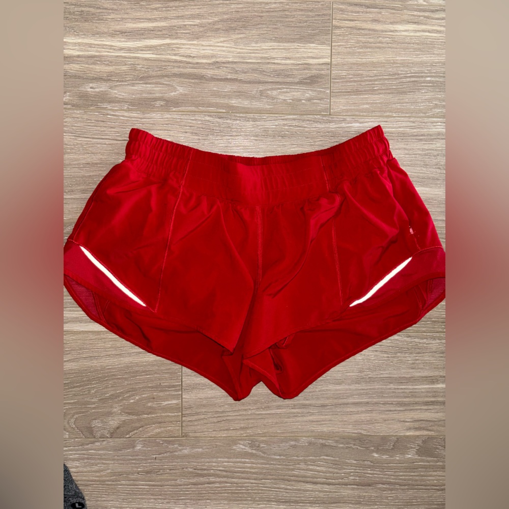COPY - Lululemon hotty hot low rise short size 10
